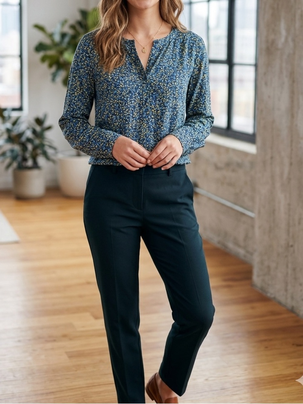 Croft & Barrow Ditsy Floral Smocked Split Neck Long Sleeve Blouse🧡